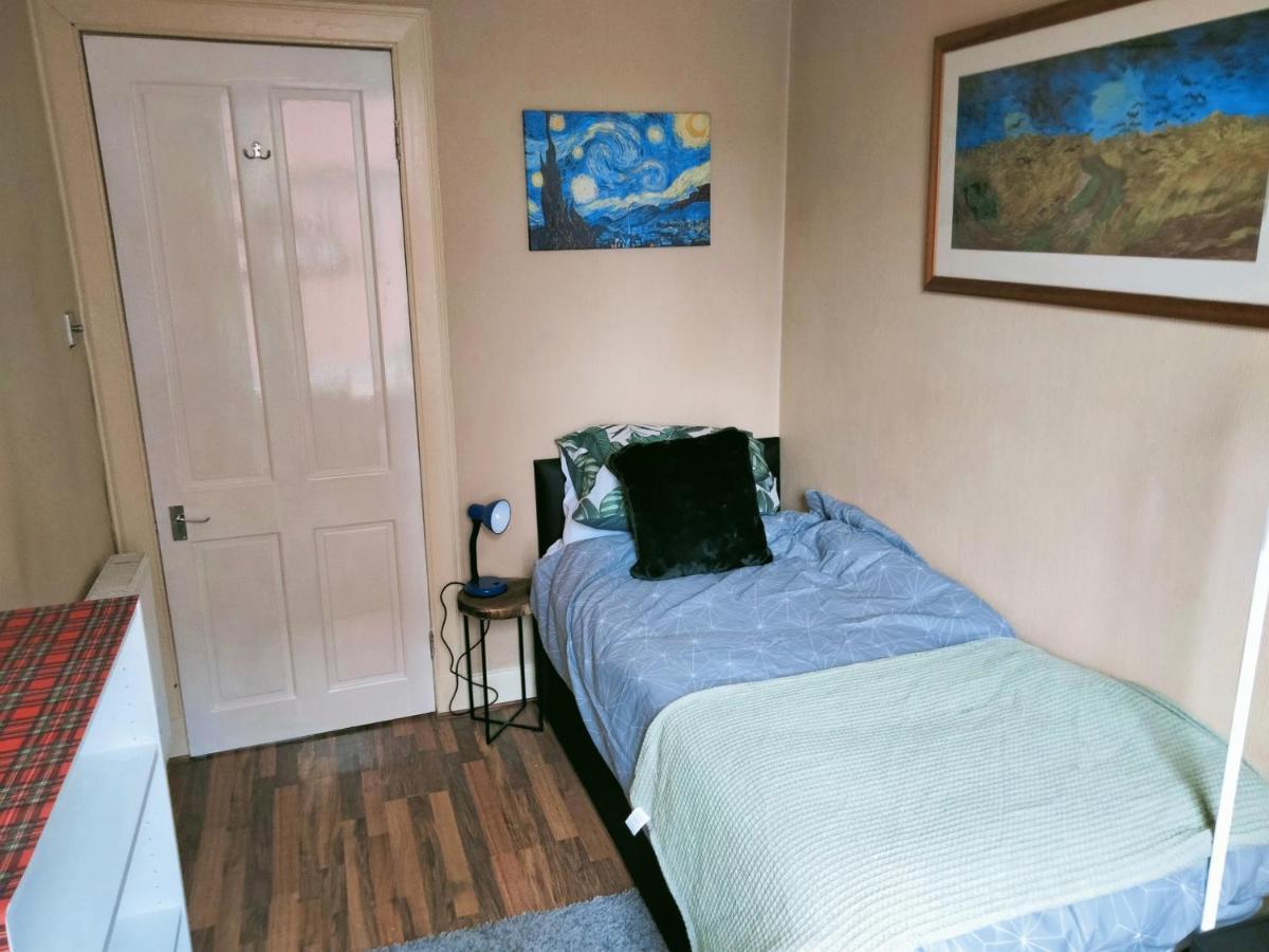 Spacious Flat In Bridgeton, グラスゴー エクステリア 写真